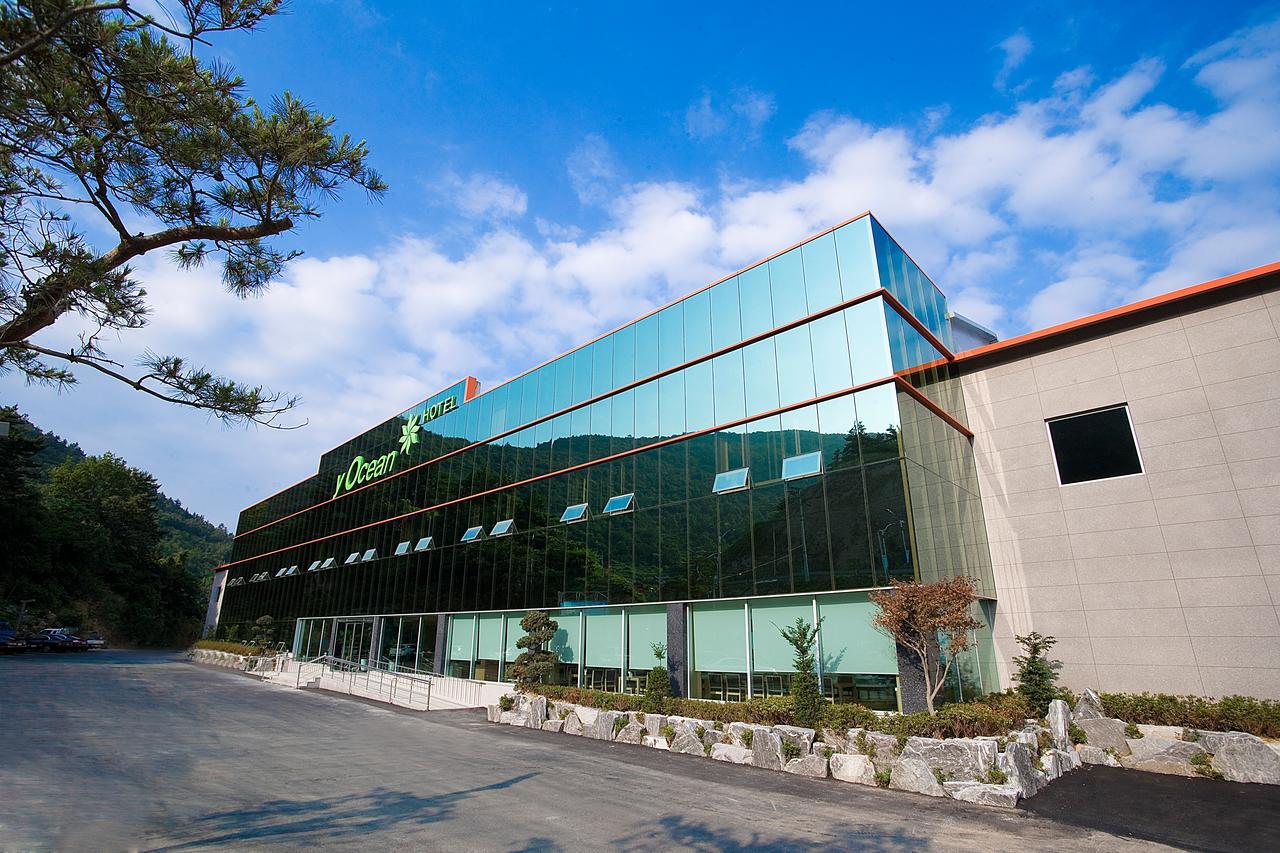 Y Ocean Hotel Йосу Экстерьер фото